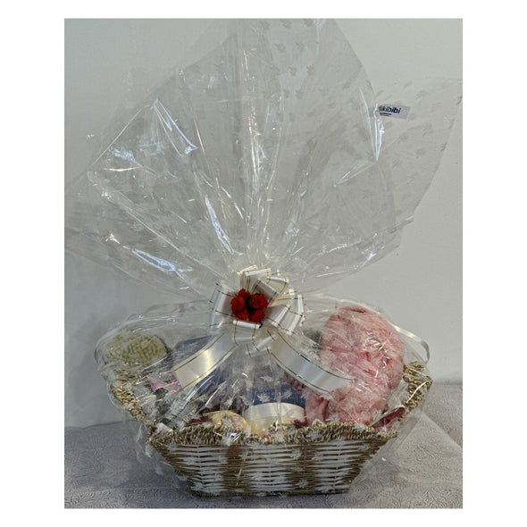 For Her - The "Pamper Yourself" Basket (Le panier "Faites-vous plaisir")