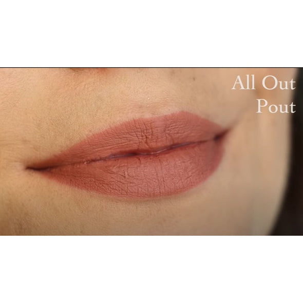 L'Oreal - Color Riche, Ultra Matte, Lipstick (Rouge à lèvres)