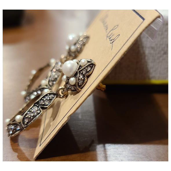 Allison Reed - Vintage, Crystal and Pearl-like Pendant Earrings (Vintage, Boucles d'oreilles pendantes en cristal et perle)