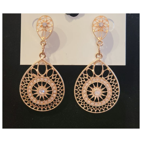 Signature NYC - Rose Gold Dangle Earrings (Boucles d'oreilles pendantes en or rose )