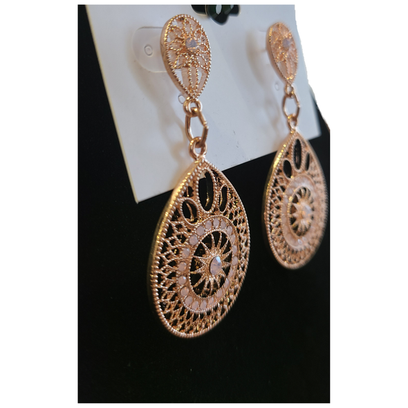Signature NYC - Rose Gold Dangle Earrings (Boucles d'oreilles pendantes en or rose )